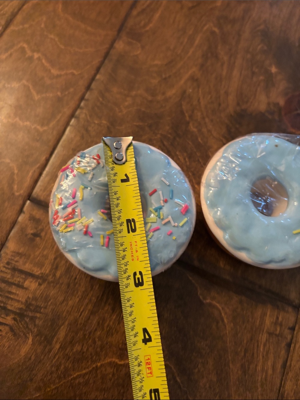 Set of 2 Ceramic Donut Trinket Trays in Light Blue - Picture 3 of 6